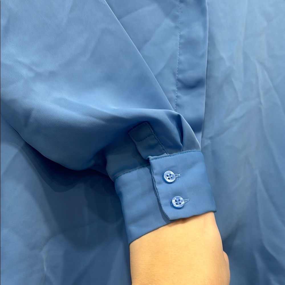 Chic Blue Button-Up Blouse - Picture 2 of 2